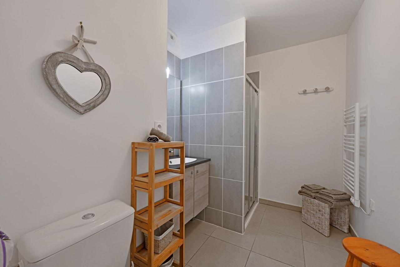 Ilot Coquelicot - Parking Gratuit Securise - Ac Clim - Ascenseur - Balcon Apartment L'Isle-sur-la-Sorgue Exterior photo